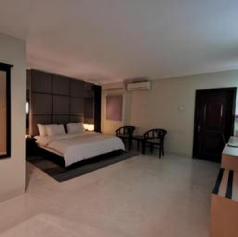 Horison Plaza Tegal Hotel Exterior foto